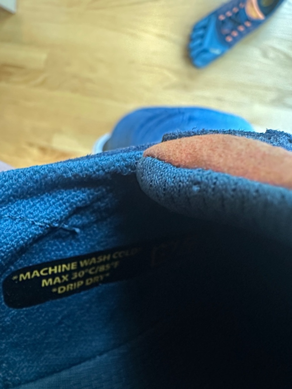 Vibram FiveFingers Navy and Orange Toe Shoes - Picture 7 of 8